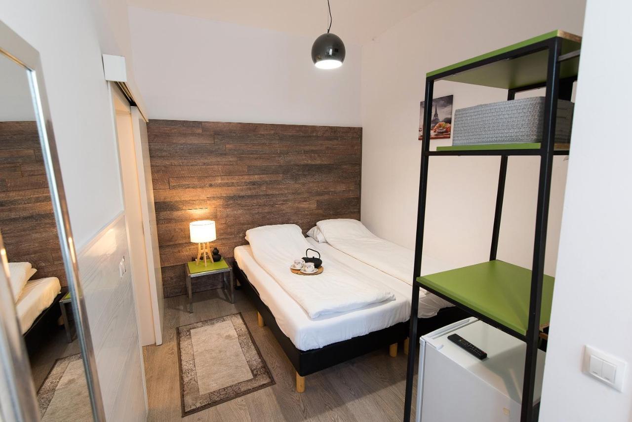 Ultra Central Bohemian Apartment 1 Cluj-Napoca Exteriör bild